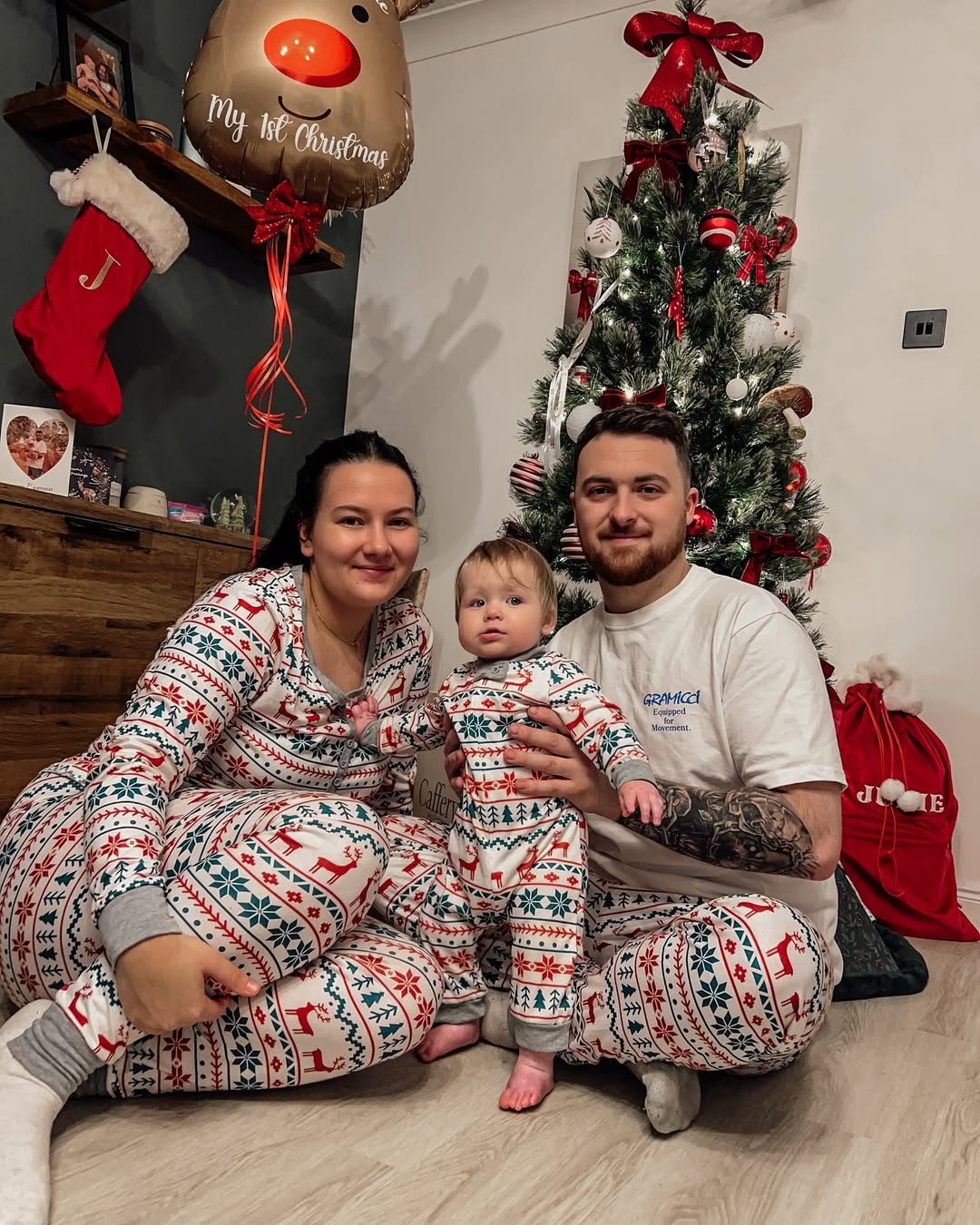 Ultimate Guide to Family Matching Pajamas: Merryreindeers Top Picks 2025