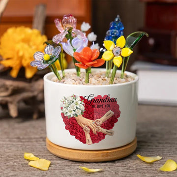 Personalized White Lily & White Rose Plant Pot-Personalized Mom Holding Hands|Best Mother's Day Gift– Timeless Gift for Every Home
