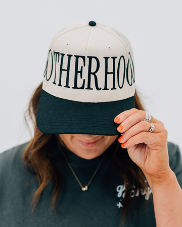 🧢 Custom Motherhood Embroidered Trucker Hat – Classic Mom Baseball Cap | Mother's Day Gift