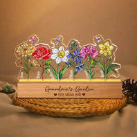 Personalized Grandma's Garden LED Night Light - Custom Birth Month Flowers & Names - Unique Gift for Mom, Nana & Grandma