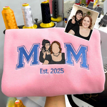 Custom Embroidered Mama Portrait Sweatshirt with Kid Name on Sleeve | Mother's Day Gifts